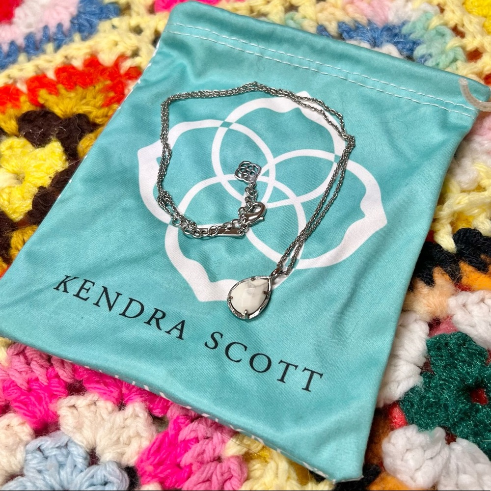 Kendra Scott Silver Necklace with Howlite Pendant